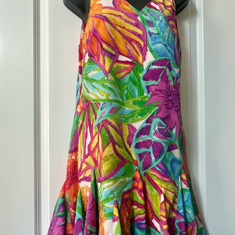 Ralph Lorraine floral V-neck dress( both sides v with pockets, leeveless size 2P